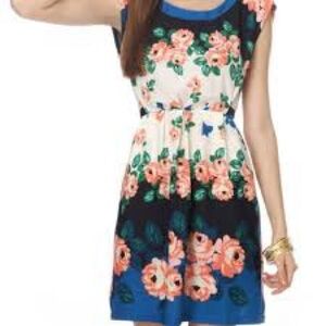 Just Ginger Floral Cap Sleeve Dress‎ - Size Small